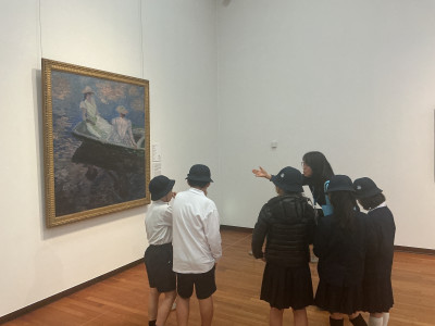 20251219_010229809_iOS